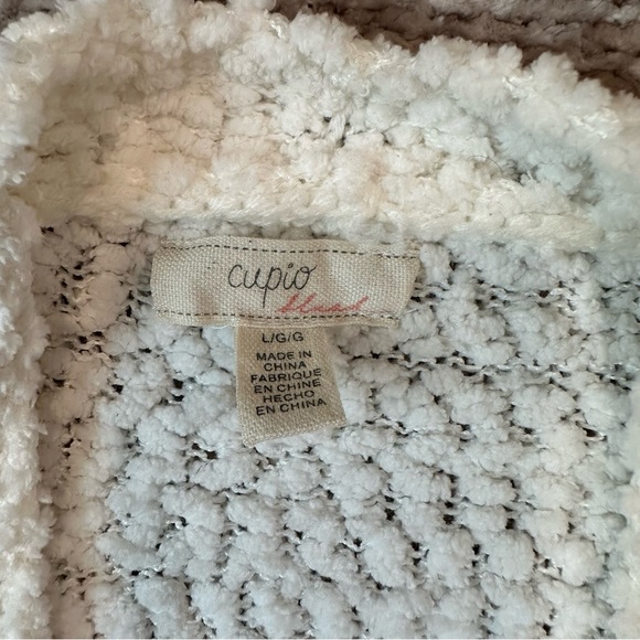 Cupio White Popcorn Boucle Cardgian Sweater - Picture 4 of 7